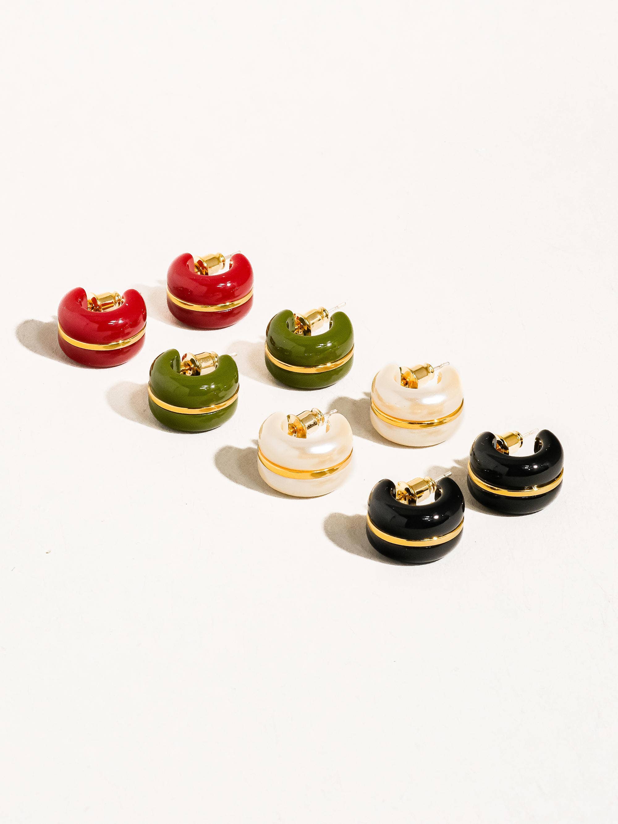 Arlo 18K Gold Small C Hoop Earring: Black