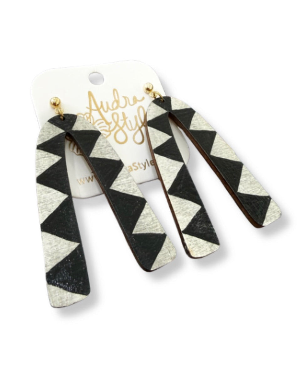 Hand Painted Black and White Folk Art Pattern Arches
