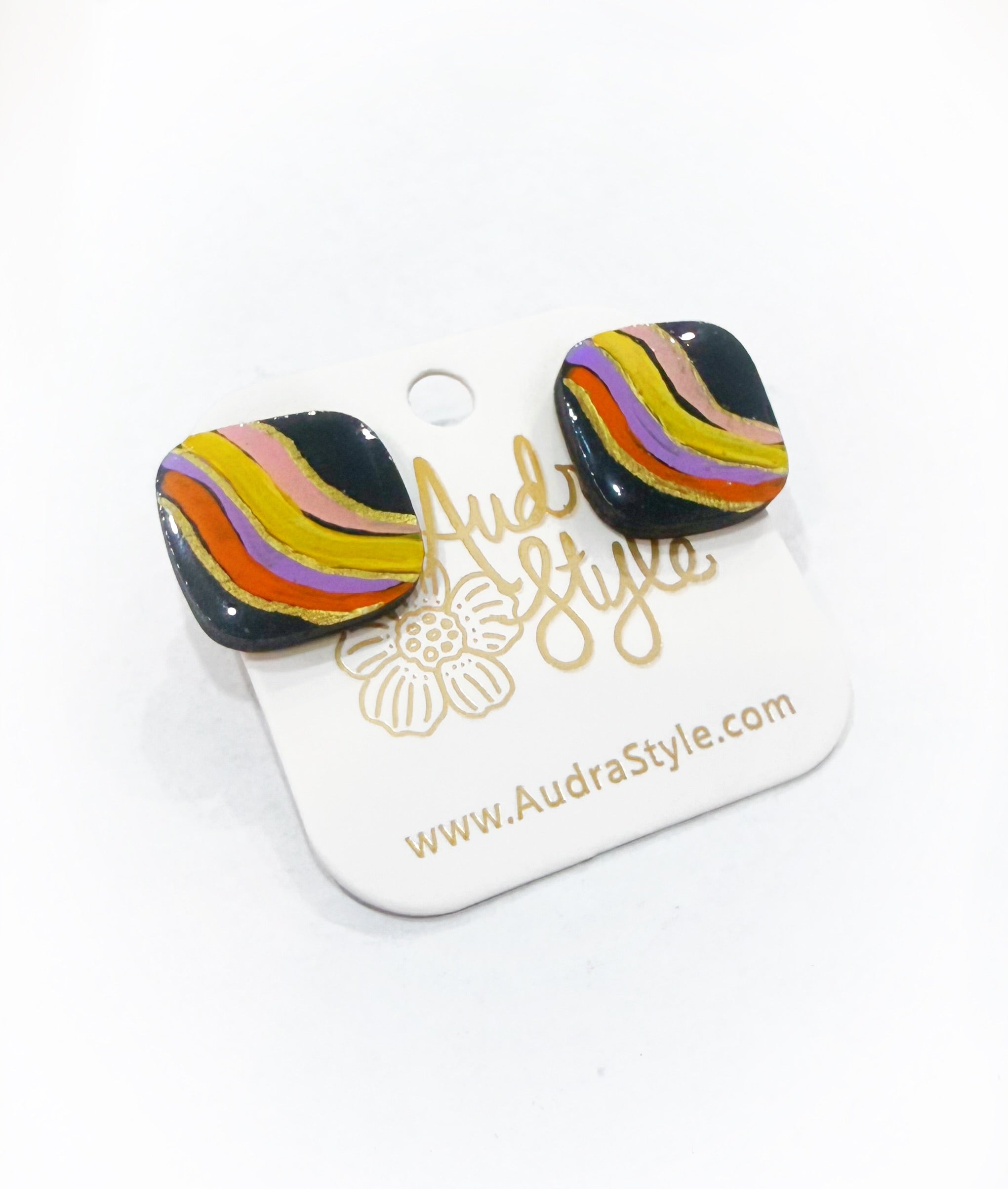 Hand Painted Retro Wave Stripe Stud Earring - White or Black
