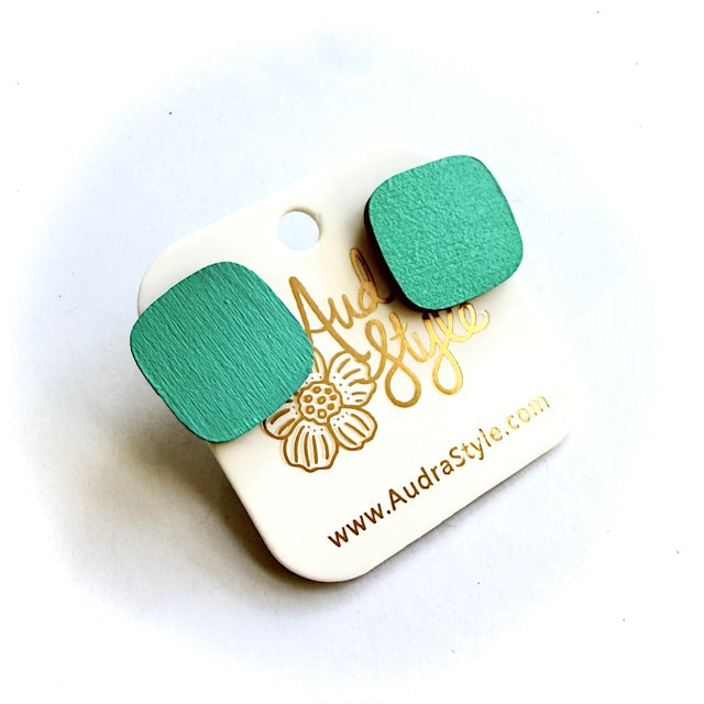 Rounded Square Stud - 16 Colors