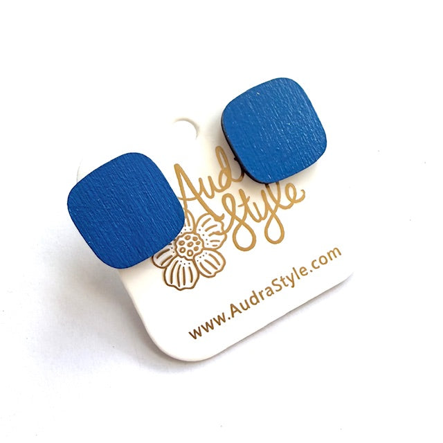 Rounded Square Stud - 16 Colors