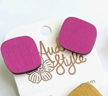 Rounded Square Stud - 16 Colors