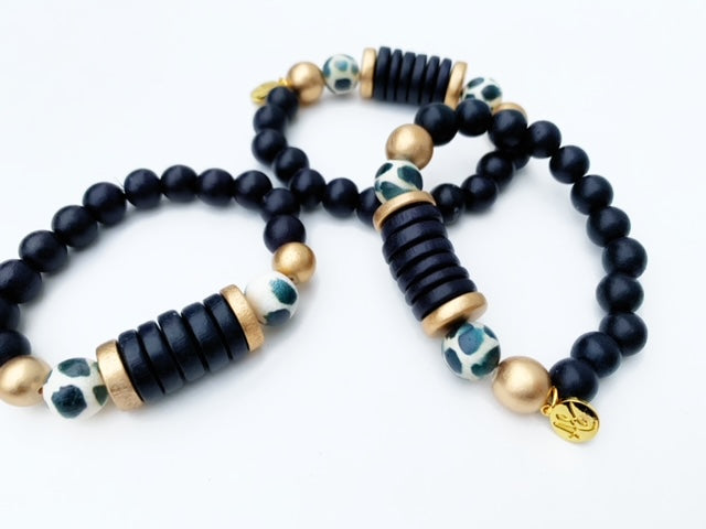 Black White Black Disk Beaded Bracelet