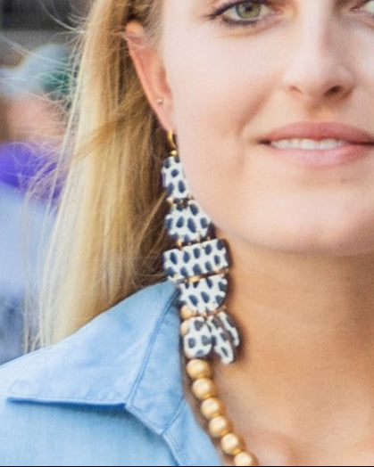 Belle - Black White Dot-Dangle Earring