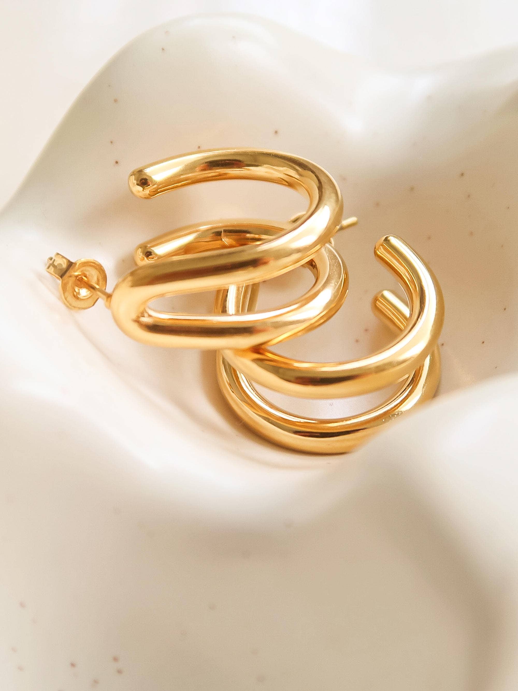Lucy 18K Gold Non-Tarnish Double C Hoop Earring