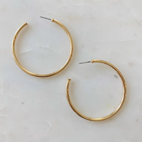 Nora Gold Must Have Hoop