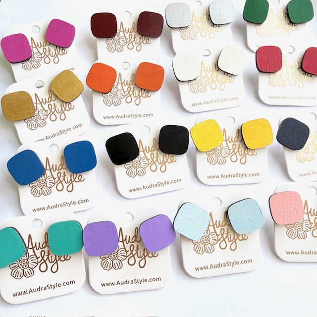 Rounded Square Stud - 16 Colors