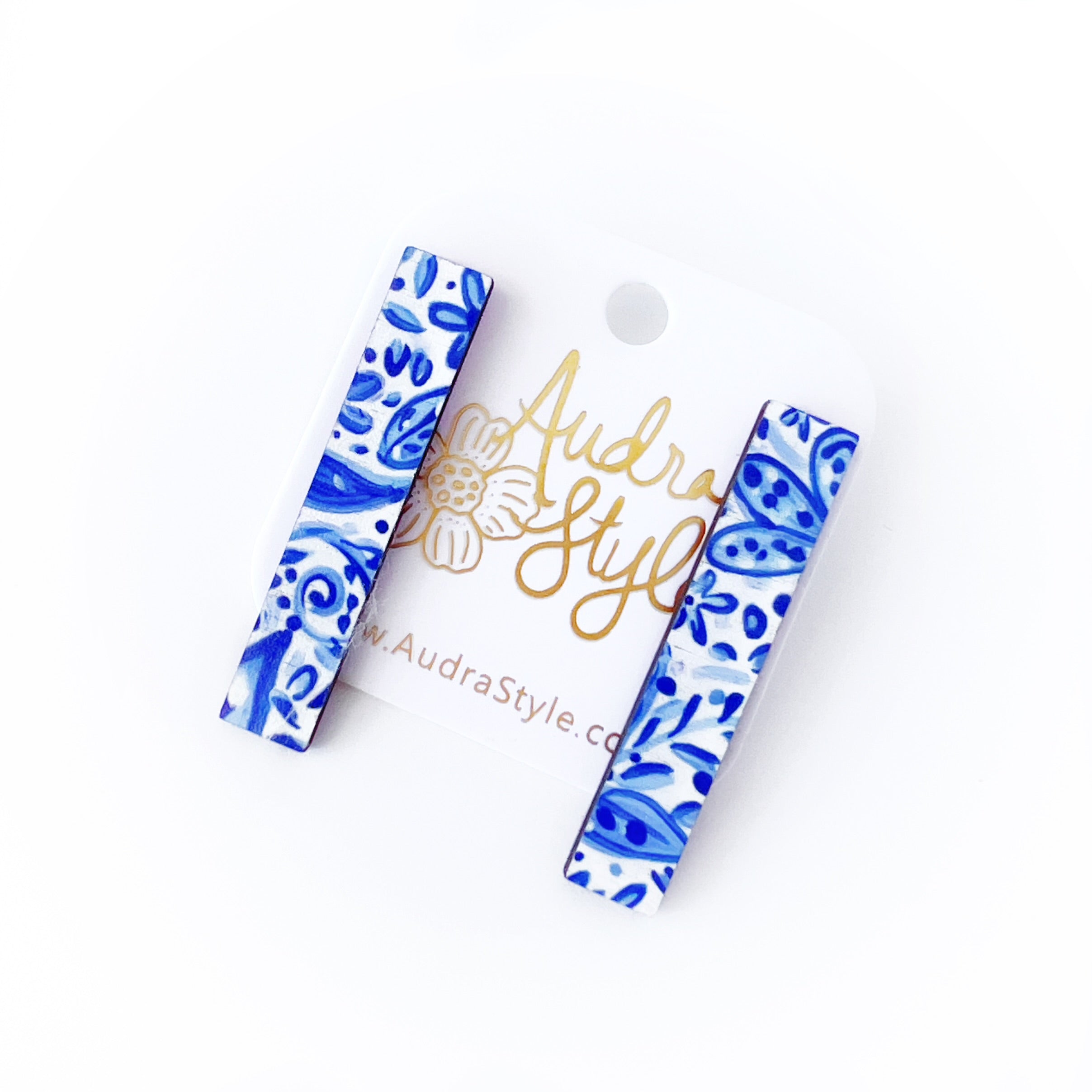 Beatrice - Blue and White