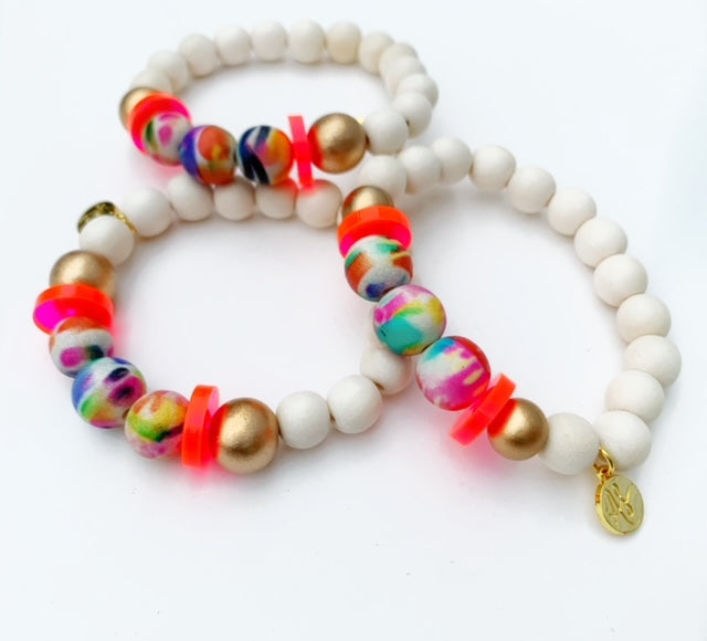Abstract Neon Pink Disk Beaded Stacking Bracelet