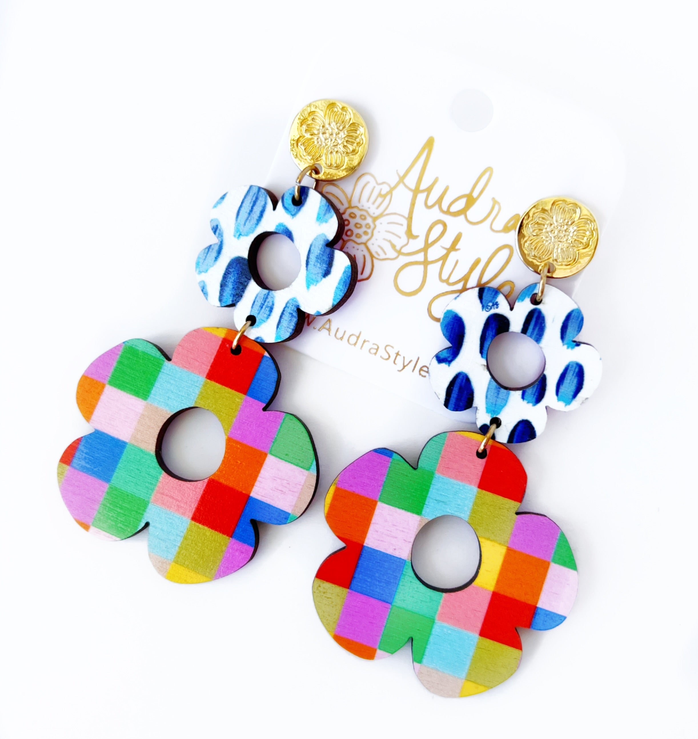 Flora - Navy Dash Rainbow Pixel