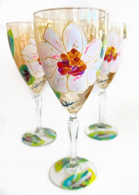 Hand Painted Magnolia Amber Wine Glass