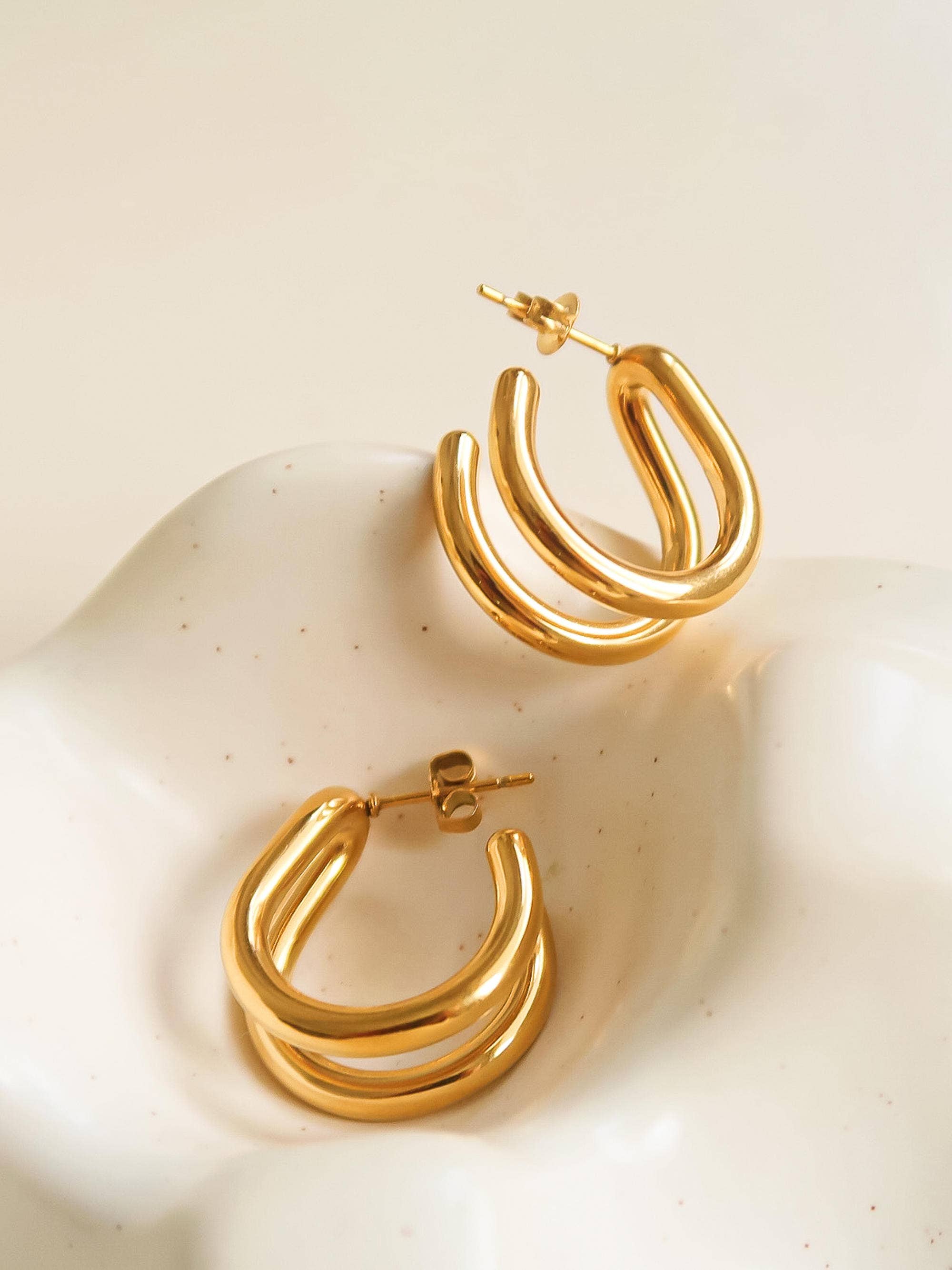 Lucy 18K Gold Non-Tarnish Double C Hoop Earring