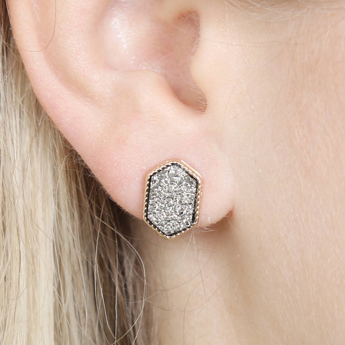 VE2334 - DRUZY HEXAGON POST EARRINGS: MONTANA BLUE