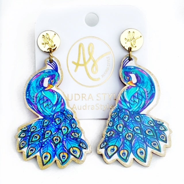 Peacock animal earrings. Colorful peacock feathers. Animal jewelry.