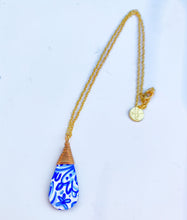 Load image into Gallery viewer, Audra Style™️ Blue and White Wire Wrap Drop Pendant Chain Necklace