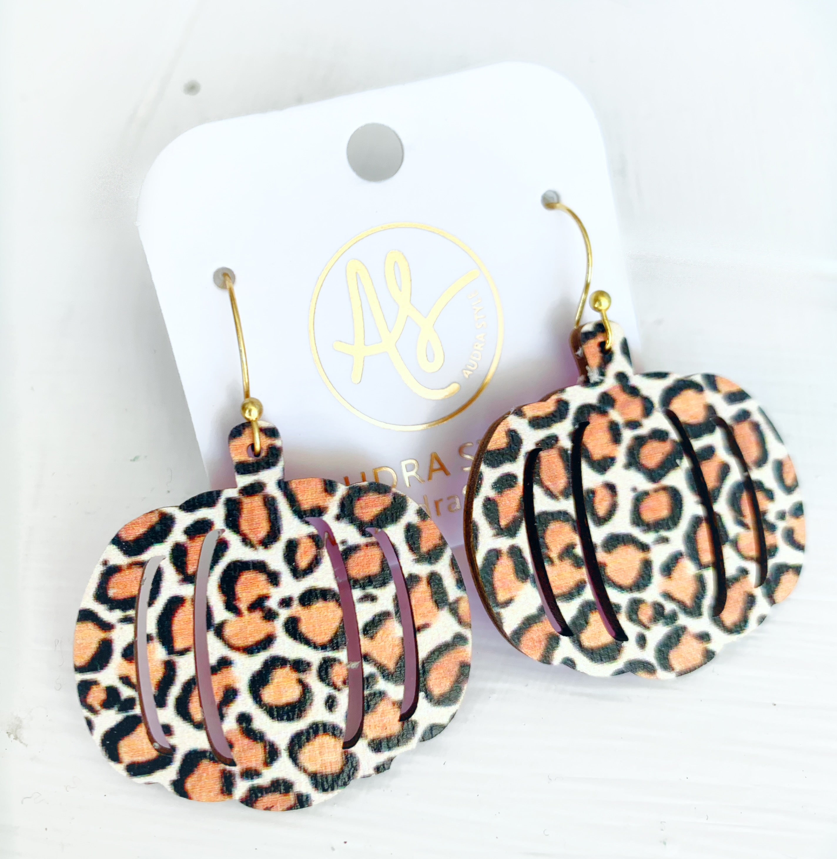 Leopard Pumpkin Single Hook Earrings