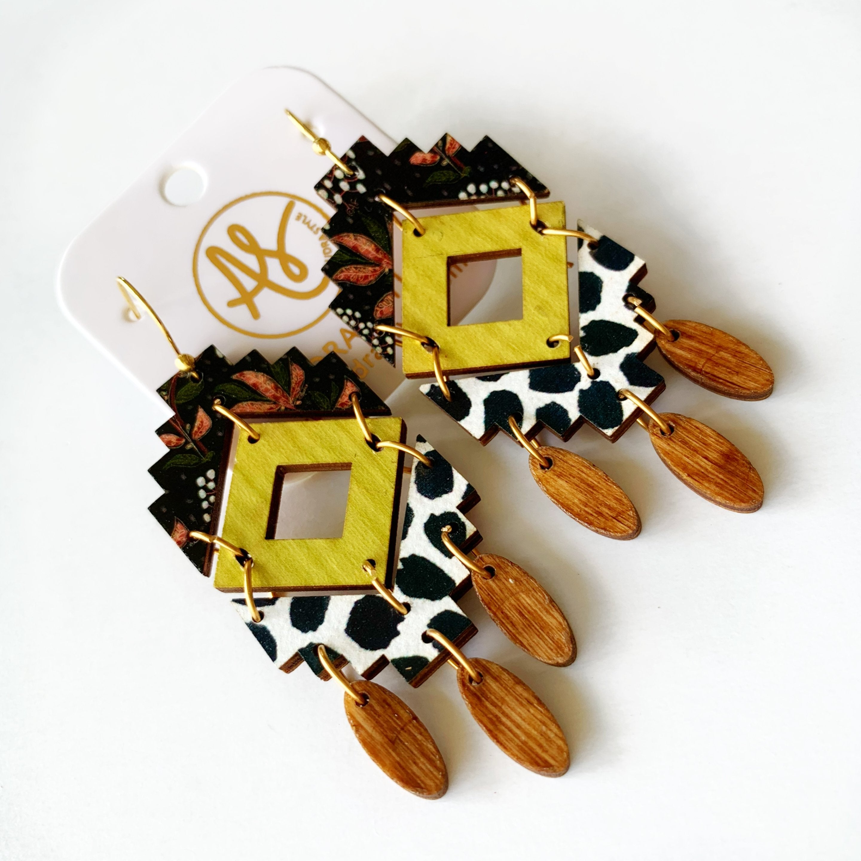 Naomi - Black Cottonflower Chartreuse Black Dot Wood