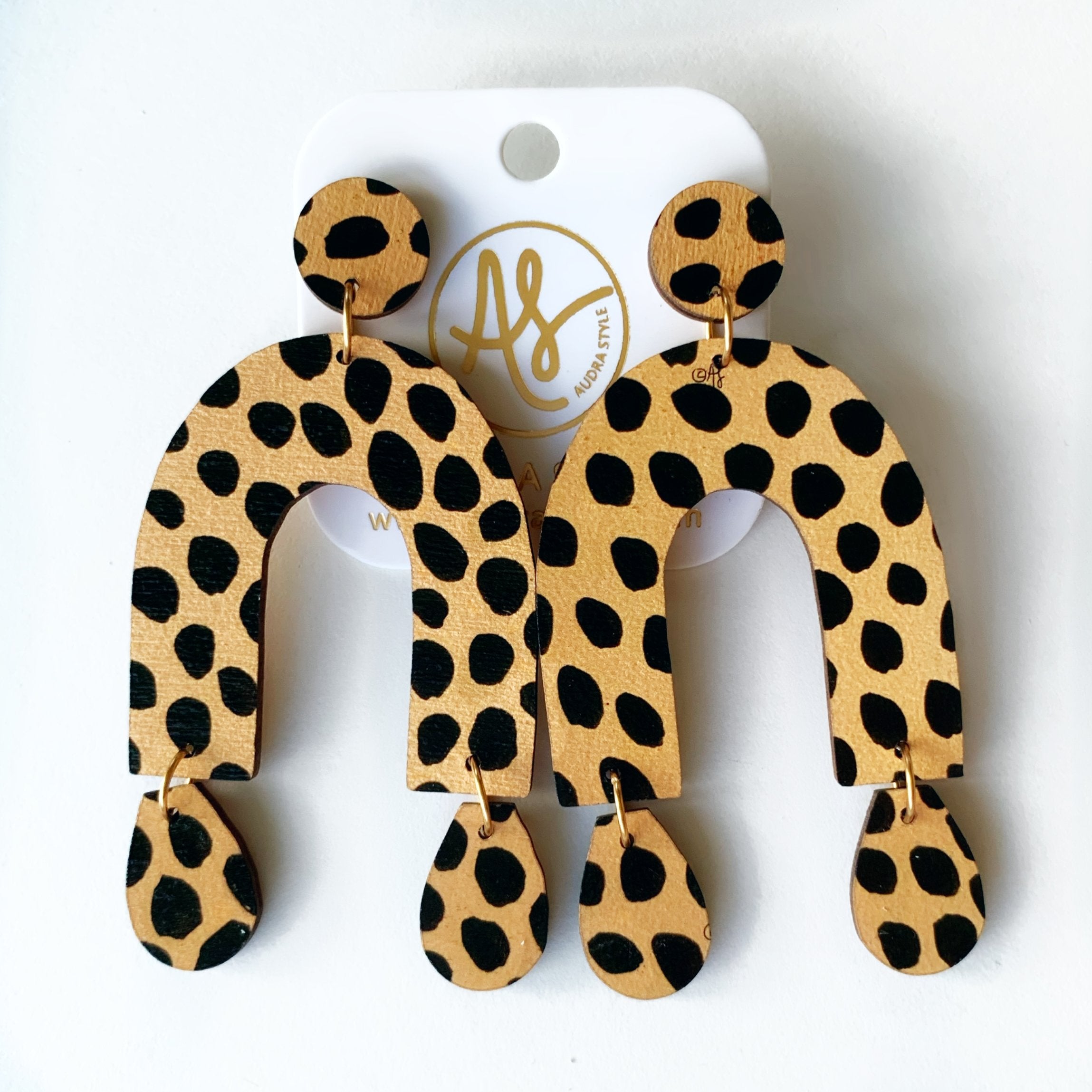 Chrissy - Cheetah Dot